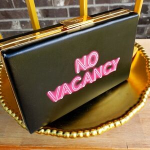 Kate Spade NWOT No Vacancy Clutch